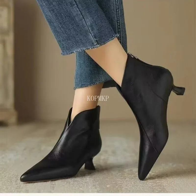 

2024 New Shallow Mouth Women Shoes High Quality Pointed Toe Women's Boots Comfortable Low Heel Commuting Office Ladies Shoes 40