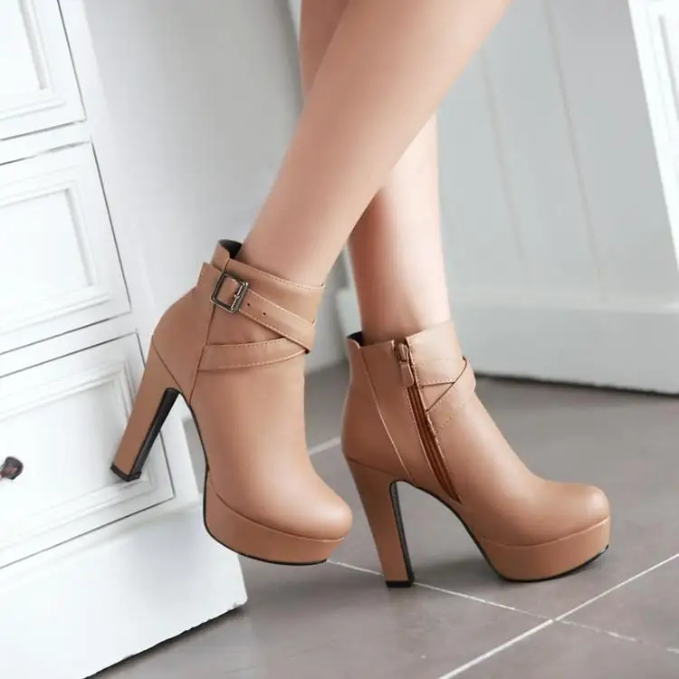 Winter New Brand Women's Waterproof Platform Boots Side Zipper Belt Buckle Short Boots Thick Heel Large Size Sexy Women's Boots
Winter New Brand Women's Waterproof Platform Boots Side Zipper Belt Buckle Short Boots Thick Heel Large Size Sexy Women's Boots