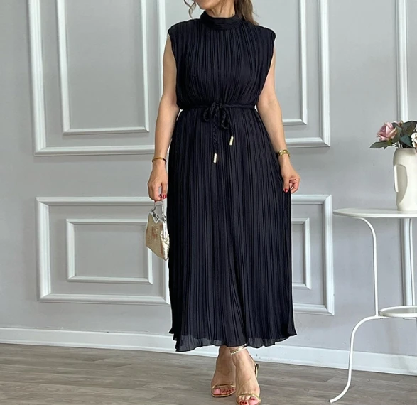 2023 Casual Summer Temperament Commuting Fashion Minimal Half High Neck Waistband Slim Tie Up Mid Length Dress for Women
2023 Casual Summer Temperament Commuting Fashion Minimal Half High Neck Waistband Slim Tie Up Mid Length Dress for Women