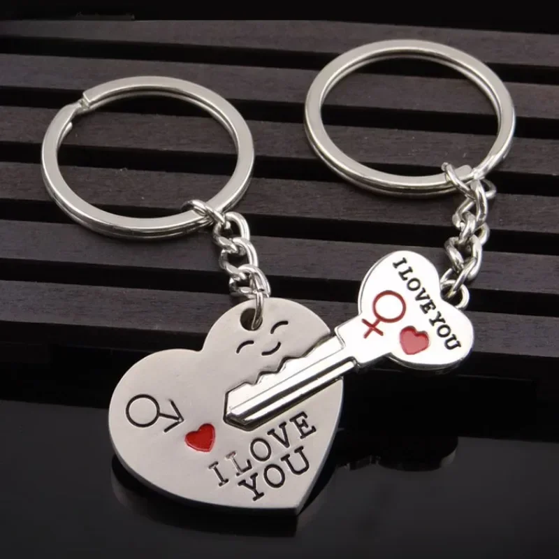 

2PC Metal Couples Matching Keychain Set I Love You Key Chains for Lover Valentine's Day Gift Custom Envelope Keyring Pendant