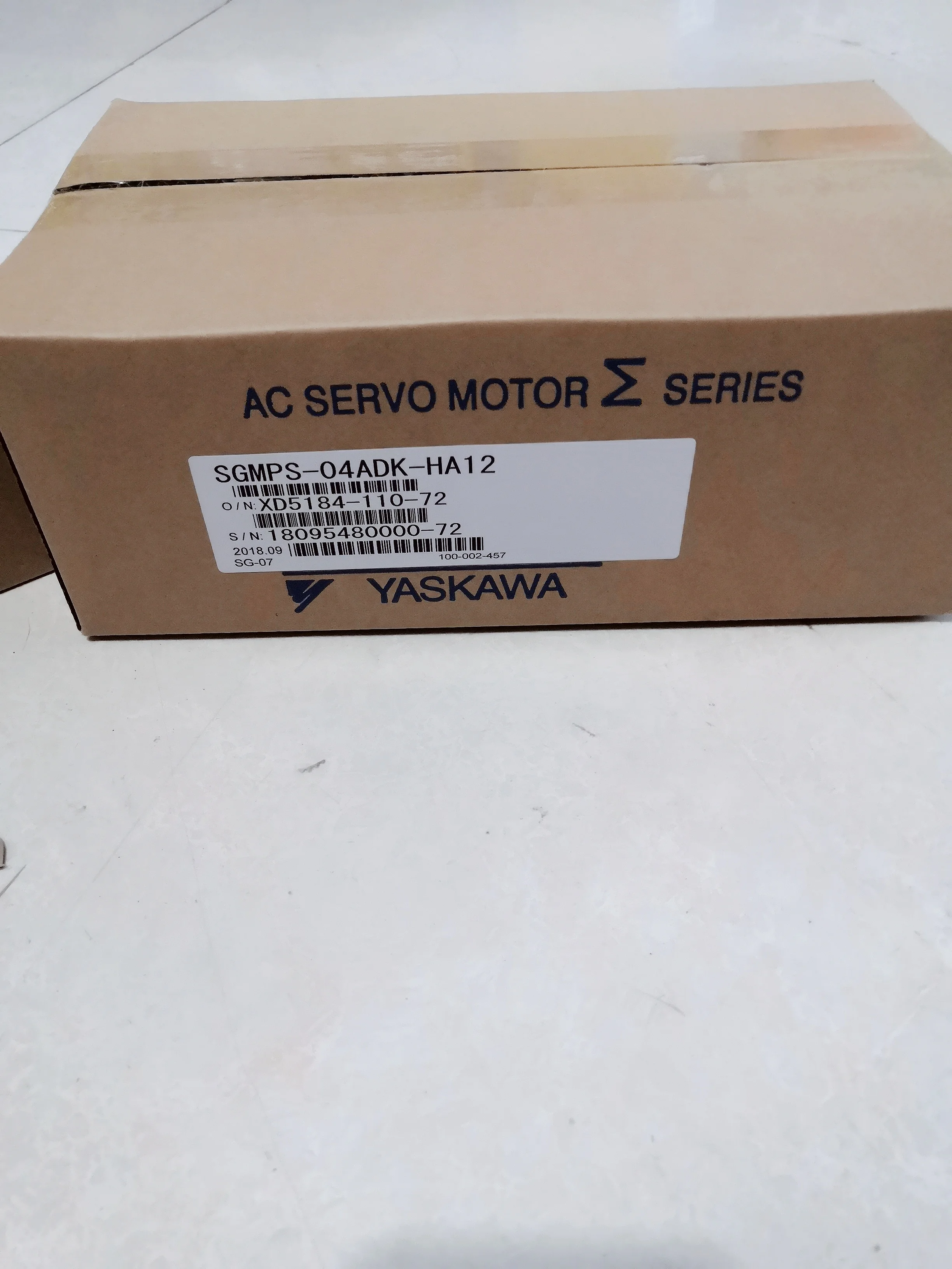 Совершенно новый телефон
Совершенно новый телефон