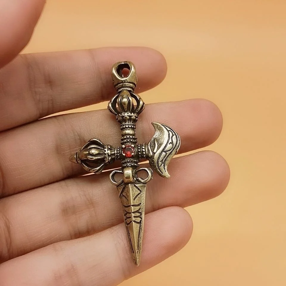 

Antique pure copper cross demon subduing Vajra pestle inlaid pendant copper carving religious magic pendant car key ring copper