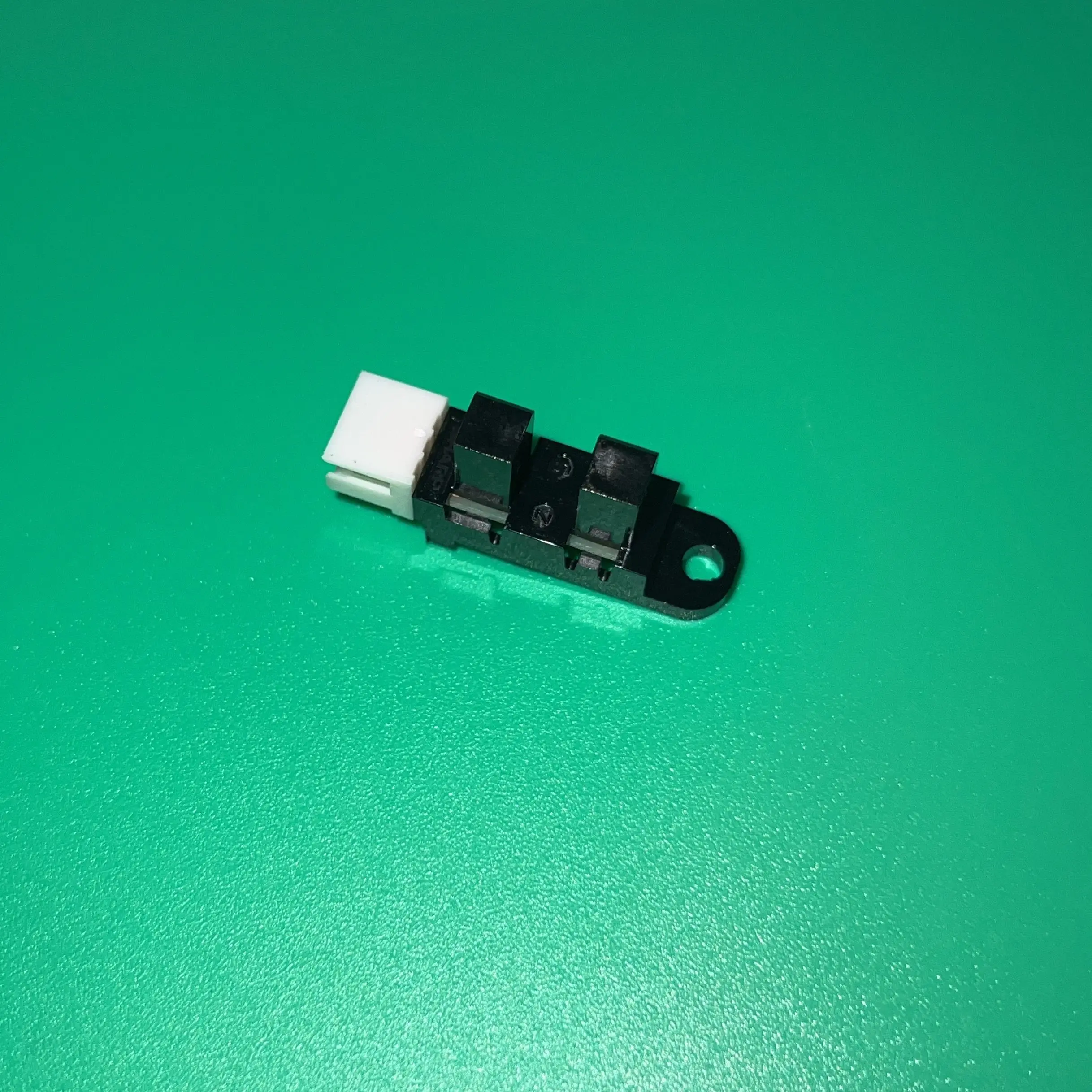 5pc/lot GP1A75EJ000F DIP-3 GP1A75EJ 000F OPTO PHOTOINTER OPIC SLOT 5.0MM W/CON Components GP1A75 EJ000F GP 1A75EJ000F GP1A 75EJ 
5pc/lot GP1A75EJ000F DIP-3 GP1A75EJ 000F OPTO PHOTOINTER OPIC SLOT 5.0MM W/CON Components GP1A75 EJ000F GP 1A75EJ000F GP1A 75EJ