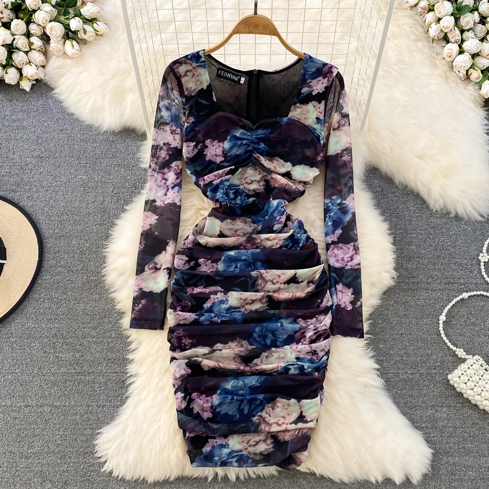 Autumn Gentle Wind Retro Temperament Square Neck Long-sleeved Mesh Print Waist Slim Pleated Bag Hip Dress Dress
Autumn Gentle Wind Retro Temperament Square Neck Long-sleeved Mesh Print Waist Slim Pleated Bag Hip Dress Dress