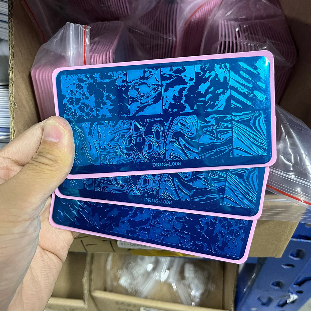 6x12cm Marble Blooming Nail Stamping Plate Geometry Lines Animal Theme UV Gel Polish Printing Template Mold Nail Art Stencil
6x12cm Marble Blooming Nail Stamping Plate Geometry Lines Animal Theme UV Gel Polish Printing Template Mold Nail Art Stencil
