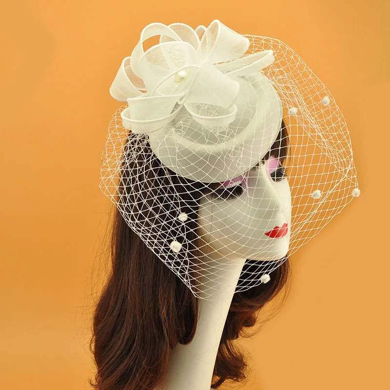 Female Celebrity Bowler Hat Veil Party Ornaments Retro Face Cover Mesh Veil Headdress Bridal Dress Hair Accessories Korea Japan
Female Celebrity Bowler Hat Veil Party Ornaments Retro Face Cover Mesh Veil Headdress Bridal Dress Hair Accessories Korea Japan
