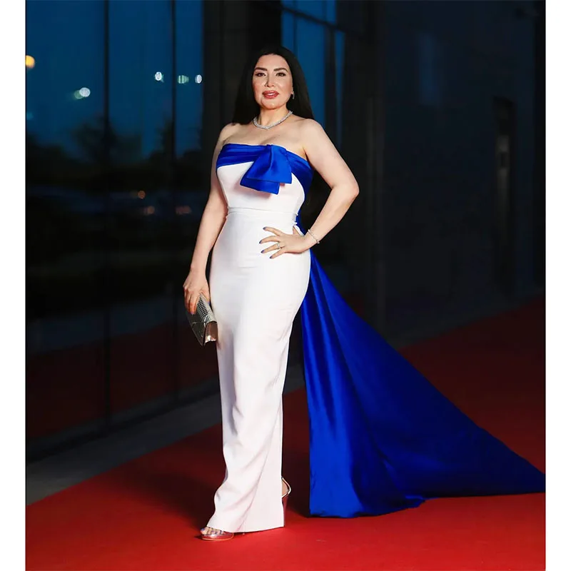 

Fashion Straight Prom Dress Red Carpet Strapless Neckline Evening Gowns With Blue Sweep Train Satin Special Occasion Formal Wear
