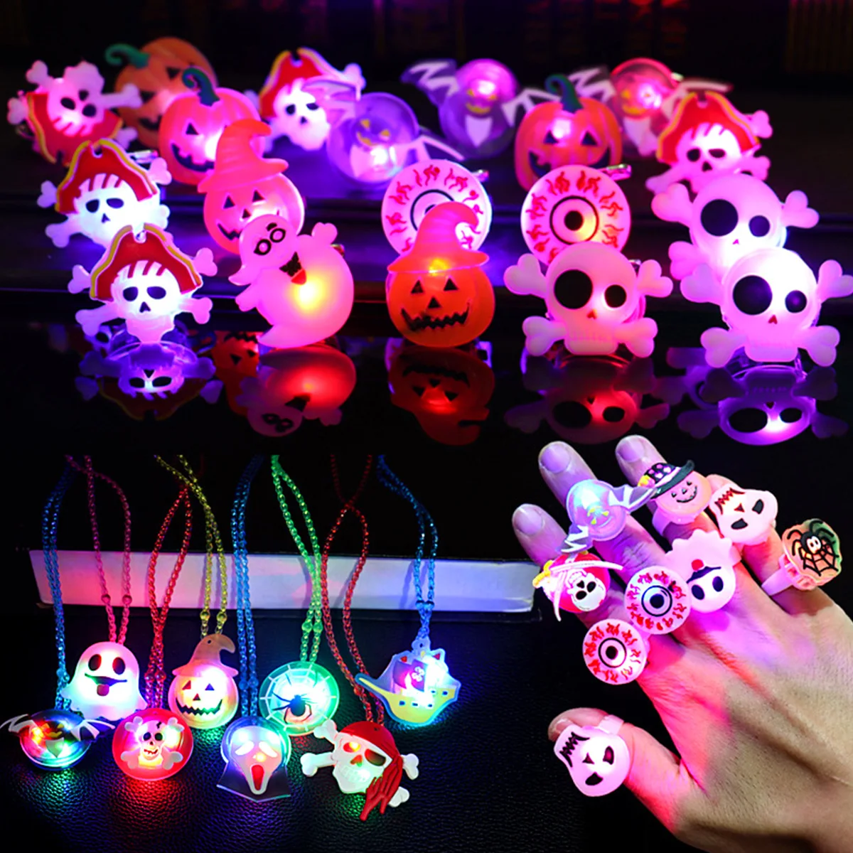 

5pcs Halloween LED Flashing Light Rings Pumpkin Ghost Skull Glow Ring Kids Gift Favors Halloween Party Decoration Supplies