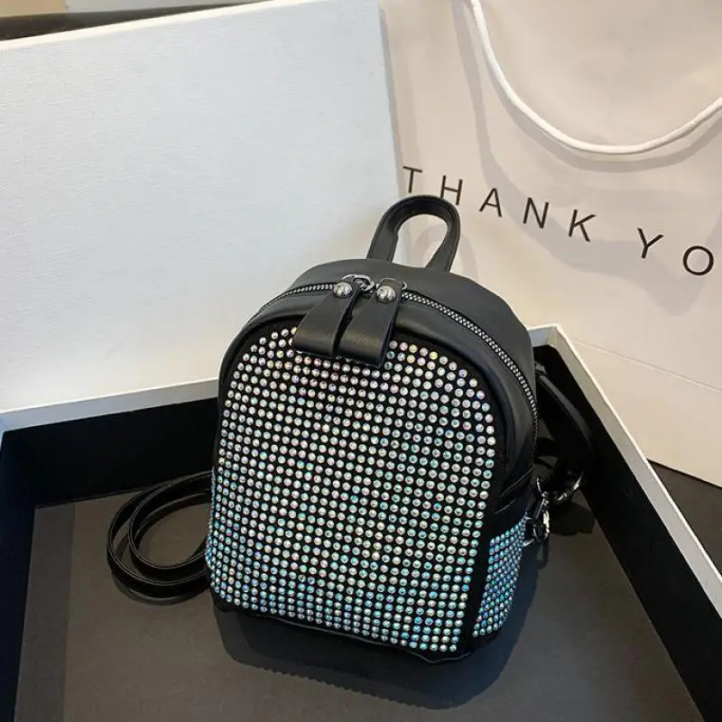 Fashion New Metal Rivet Diamond Backpack With Simple, Fashionable And Personalized Korean Edition Casual Mini Women's Backpack
Fashion New Metal Rivet Diamond Backpack With Simple, Fashionable And Personalized Korean Edition Casual Mini Women's Backpack