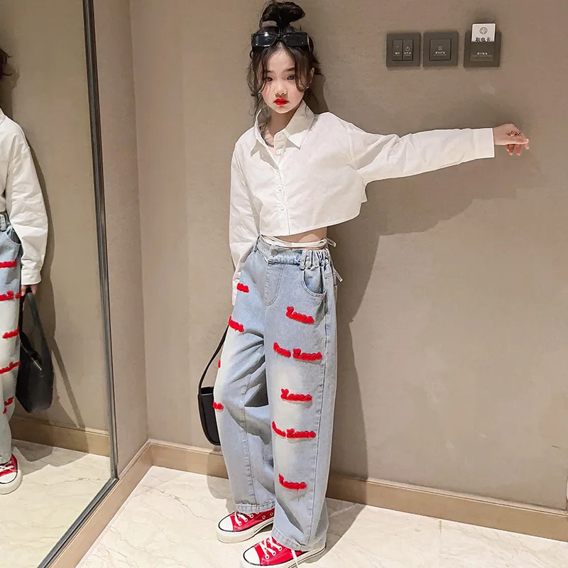 2024 Korean Spring Autumn Junior Girl 2-Piece Sets Teenager Girl Long Sleeve Tops+Embroidered Jeans Set For Girls 4-12Yrs
2024 Korean Spring Autumn Junior Girl 2-Piece Sets Teenager Girl Long Sleeve Tops+Embroidered Jeans Set For Girls 4-12Yrs