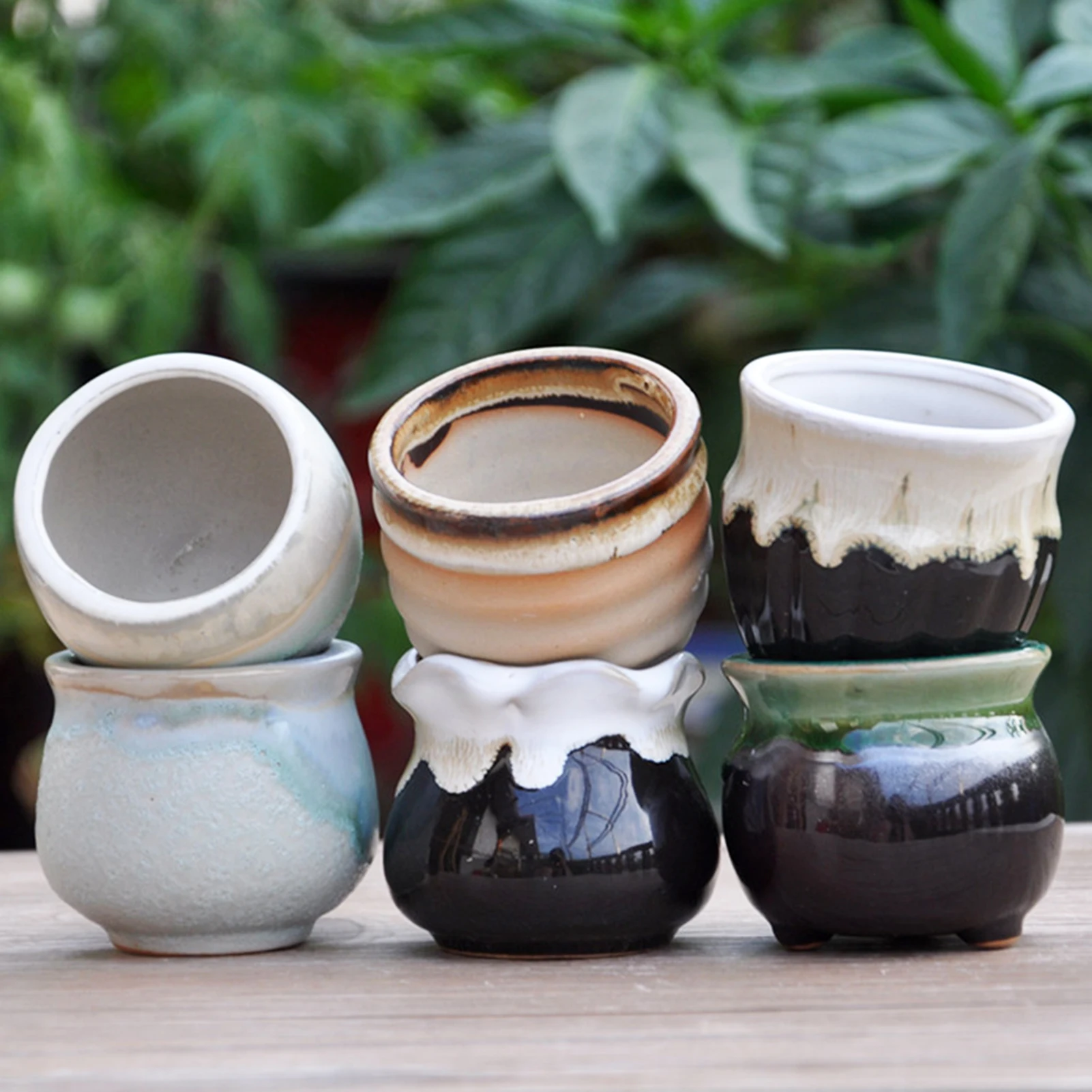 Ceramic Succulent Flower Pot Home Garden Pot Living Room Balcony Decoration Balcony Vase Green Plants Potted Ceramic Planter
Ceramic Succulent Flower Pot Home Garden Pot Living Room Balcony Decoration Balcony Vase Green Plants Potted Ceramic Planter