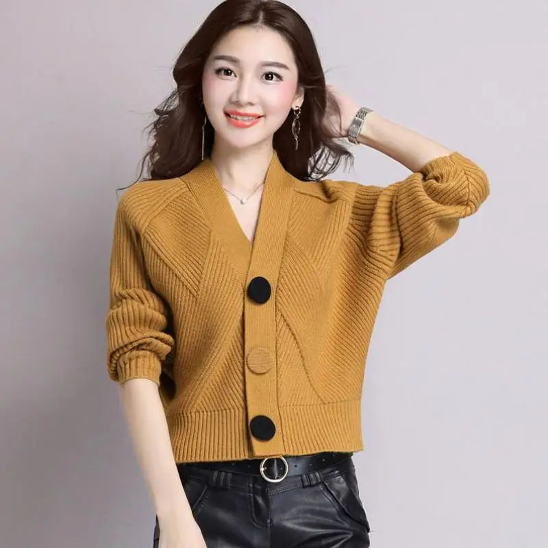 Free Size Womens Sweaters Autumn V-neck Long Sleeve Single Breasted Loose Fashion Shawl Female Knitwear Ladies Clothes Hw45
Free Size Womens Sweaters Autumn V-neck Long Sleeve Single Breasted Loose Fashion Shawl Female Knitwear Ladies Clothes Hw45