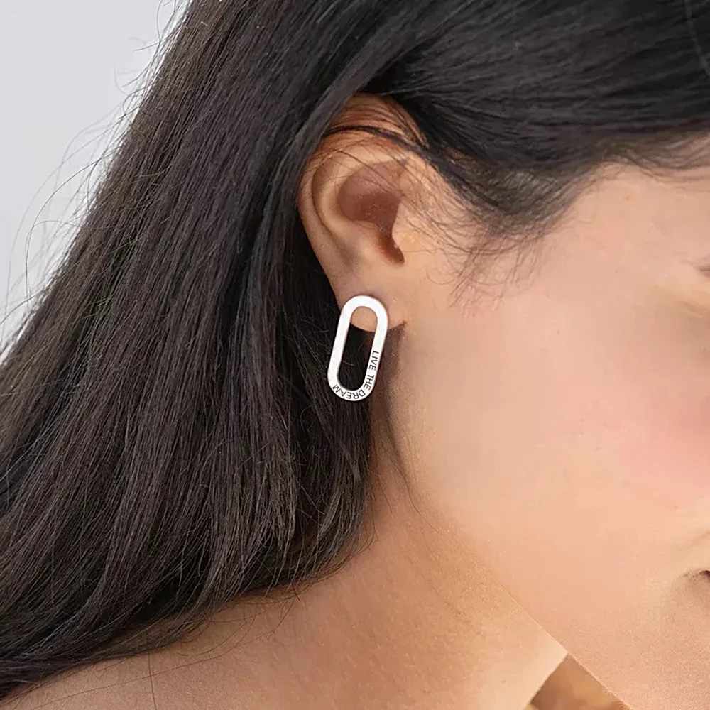 A Pair Custom Engraved Name Date Earrings for Women Personalised Gold Stainless Steel Ear Studs Earrings Jewelry Beautiful Gift
A Pair Custom Engraved Name Date Earrings for Women Personalised Gold Stainless Steel Ear Studs Earrings Jewelry Beautiful Gift