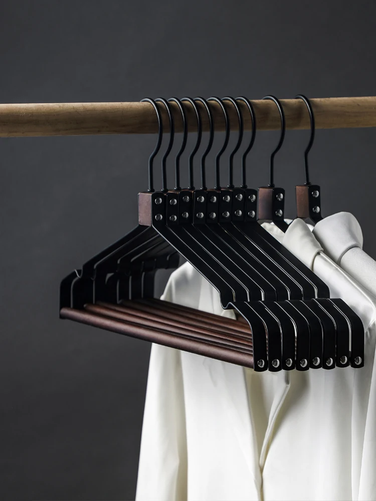 Wide Shoulder Large Hanger Wardrobe Cool Clothes Support Household Seamless and Non Slip Suit Hanging Clothes
Wide Shoulder Large Hanger Wardrobe Cool Clothes Support Household Seamless and Non Slip Suit Hanging Clothes