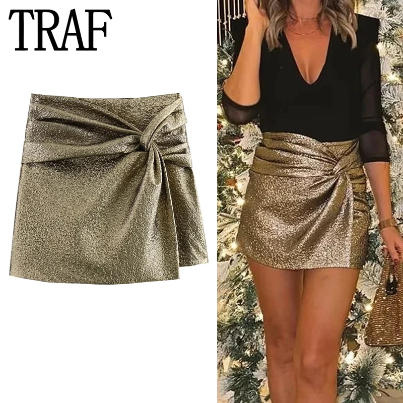 Юбка-мини женская плиссированная золотистая с завышенной талией и узлом 
Юбка-мини женская плиссированная золотистая с завышенной талией и узлом