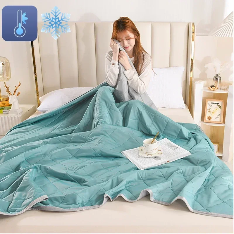 Ice Cooling Blankets Breathable Smooth Air Condition Comforter Lightweight Summer Quilt with Double Side Cold Cooling Fabric
Ice Cooling Blankets Breathable Smooth Air Condition Comforter Lightweight Summer Quilt with Double Side Cold Cooling Fabric