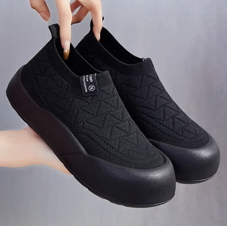 Women's Comfort Mother Shoes Soft PU Sole Breathable Lightweight Casual Walking Shoes Thick Cushion Non-Slip Fashion Women's Comfort Mother Shoes Soft PU Sole Breathable Lightweight Casual Walking Shoes Thick Cushion Non-Slip Fashion