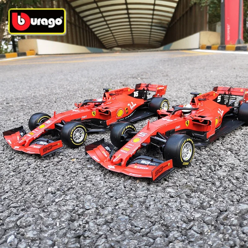 Модель гоночного автомобиля Bburago, Феррари F1 Formula One SF90 #16 #5 SF21 #55 #16, металлическая игрушка суперкар, подарок для детей, 1:18
Модель гоночного автомобиля Bburago, Феррари F1 Formula One SF90 #16 #5 SF21 #55 #16, металлическая игрушка суперкар, подарок для детей, 1:18