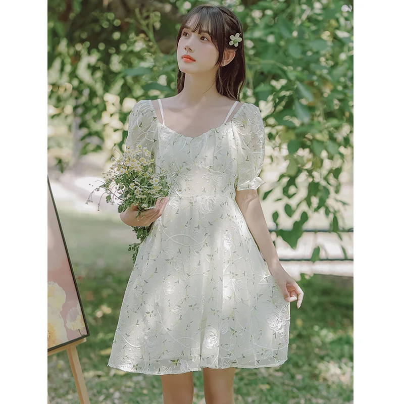 2023 Spring New Women's Dress Sweet Fashion Temperament Versatile Embroidered Bubble Sleeve Loose Square Neck Free Shipping
2023 Spring New Women's Dress Sweet Fashion Temperament Versatile Embroidered Bubble Sleeve Loose Square Neck Free Shipping