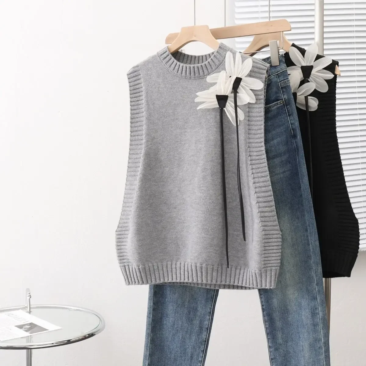 Женский трикотажный жилет, осенняя однотонная куртка без рукавов с карманами, зимний свитер, жилет с V-образным вырезом, жилеты, лидер продаж, H199, 2024
Женский трикотажный жилет, осенняя однотонная куртка без рукавов с карманами, зимний свитер, жилет с V-образным вырезом, жилеты, лидер продаж, H199, 2024