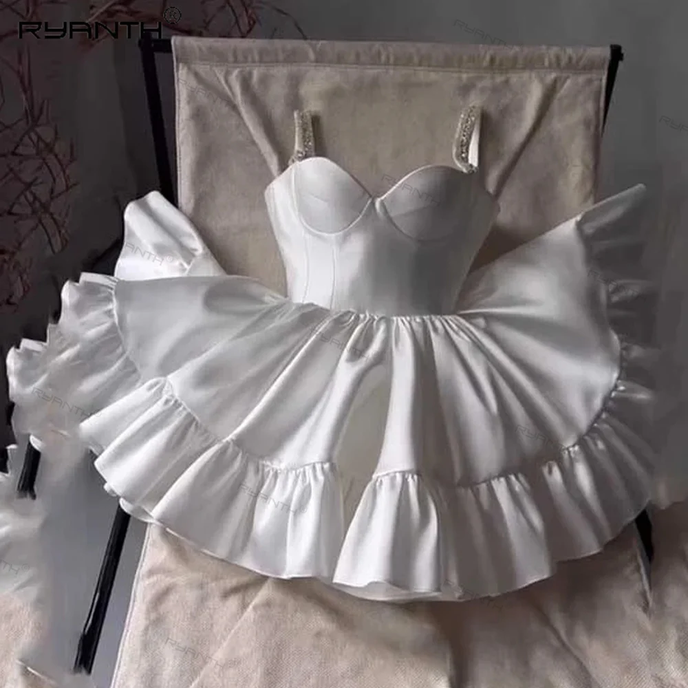 Ryanth Simple White Short Mini Prom Dress Sweetheart A-Line Evening Dresses Homecoming Dress Pleats Party Gown 2024 Bow Elegant
Ryanth Simple White Short Mini Prom Dress Sweetheart A-Line Evening Dresses Homecoming Dress Pleats Party Gown 2024 Bow Elegant