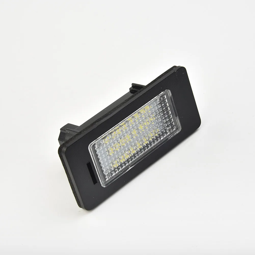 License Plate Light Energy Saving For BMW Replacement E70 E90 LED Light Bulb Spare Parts Accessories Bright X6
License Plate Light Energy Saving For BMW Replacement E70 E90 LED Light Bulb Spare Parts Accessories Bright X6