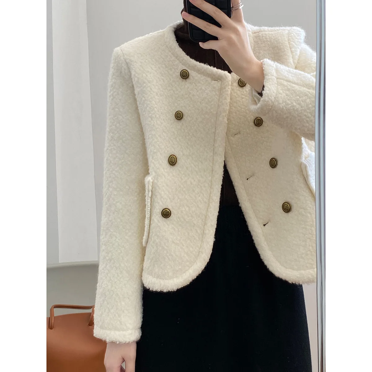 Celebrity Jacket Female 2022 Winter New Temperament Cotton Double-Breasted Short Paragraph Tops
Celebrity Jacket Female 2022 Winter New Temperament Cotton Double-Breasted Short Paragraph Tops