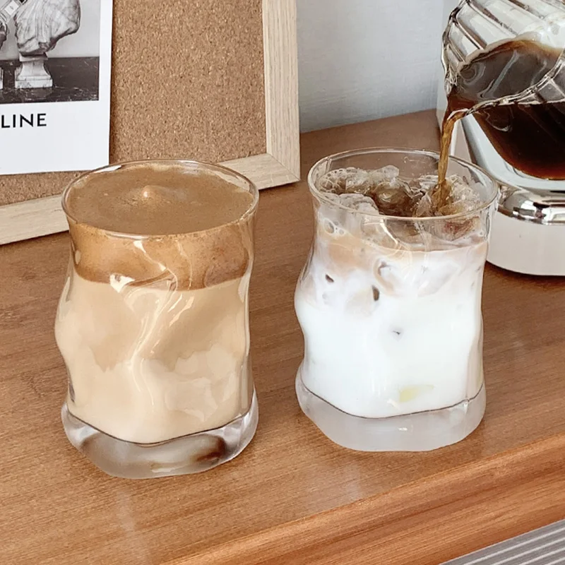 Coffee Shop Hand Made Coffee Cup Ice American Latte Cup Irregular Twist Cup Glass Cup Kawaii Glass Water Cup Beer Cup Glasses
Coffee Shop Hand Made Coffee Cup Ice American Latte Cup Irregular Twist Cup Glass Cup Kawaii Glass Water Cup Beer Cup Glasses