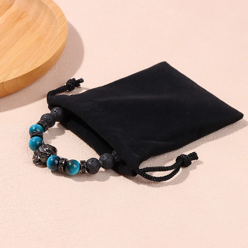 Manufacturer's Direct Supply of Plush Bags Jewelry Packaging Drawstring Pockets Earphones Small Item Storage Bags In Stock
Manufacturer's Direct Supply of Plush Bags Jewelry Packaging Drawstring Pockets Earphones Small Item Storage Bags In Stock