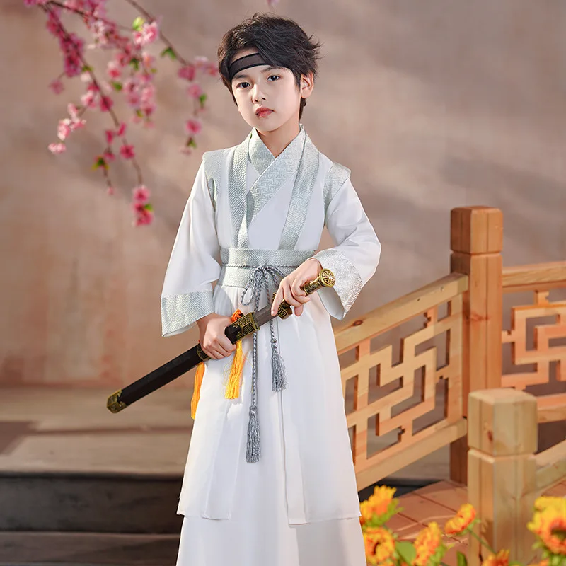 Vintage Boy Folk Dance Children Costumes Kids White Print Hanfu Traditional Chinese Style Oriental Kids Tang Suit
Vintage Boy Folk Dance Children Costumes Kids White Print Hanfu Traditional Chinese Style Oriental Kids Tang Suit