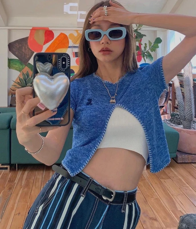 Fashion Classic Trendy Luxury Designer Cloth Women Summer Embroidered Split Short Sleeved Knit Shirt T-shirt
Fashion Classic Trendy Luxury Designer Cloth Women Summer Embroidered Split Short Sleeved Knit Shirt T-shirt