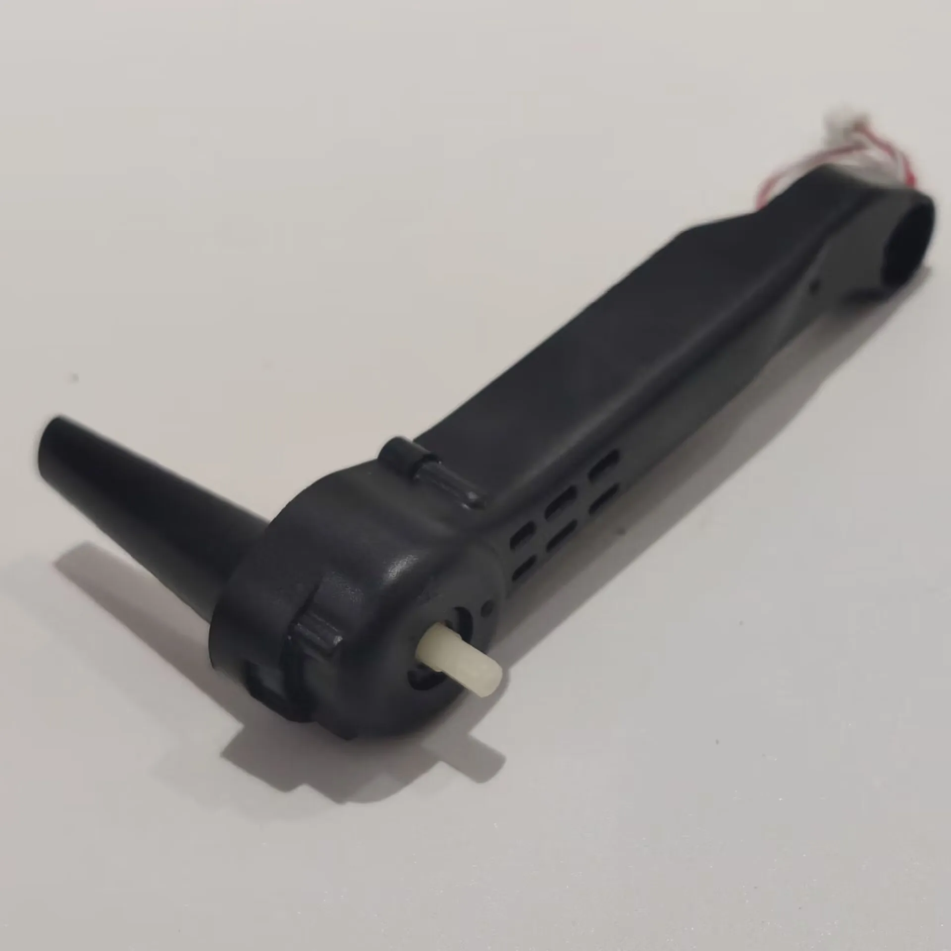 Оригинальный новый воздушный Дрон D6 RC, складной Квадрокоптер, двигатели двигателя, запасные части, передний/задний рычаг двигателя A/B, запчасти для двигателя
Оригинальный новый воздушный Дрон D6 RC, складной Квадрокоптер, двигатели двигателя, запасные части, передний/задний рычаг двигателя A/B, запчасти для двигателя