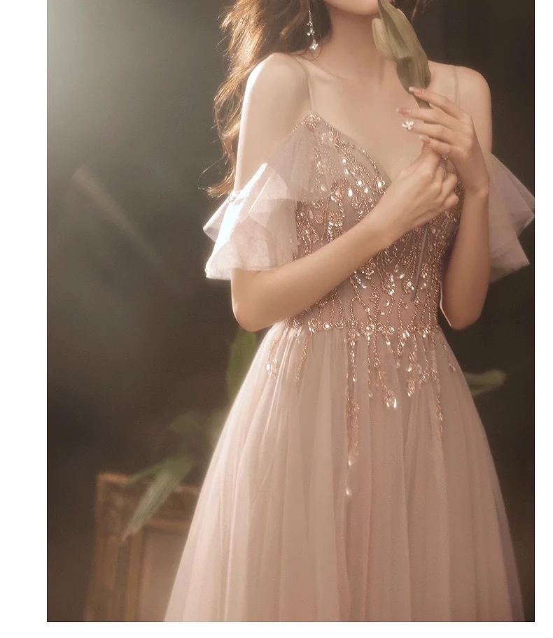 

New Sexy Prom Dresses Spaghetti Strap V-Neck Long A-line 2021 Luxuruy Exquisite Sequins Beading Tulle Ceremony Evening Gowns