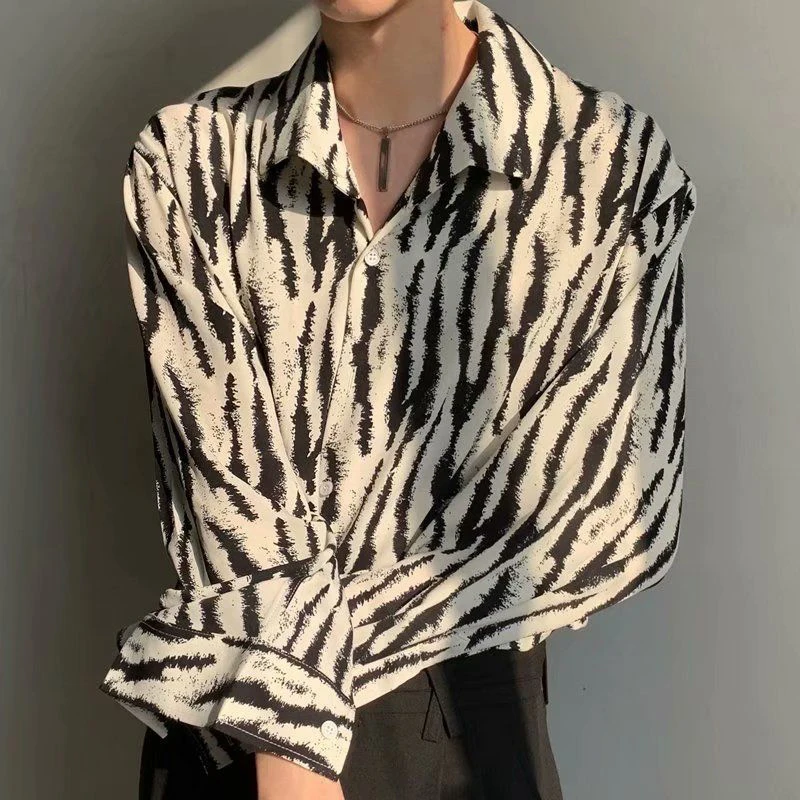 Cool Luxury Zebra Print Japanese Harajuku Fashion Long Sleeve Shirt Men Oversized Blouses Summer 2023 Summer Hip Hop Streetwear
Cool Luxury Zebra Print Japanese Harajuku Fashion Long Sleeve Shirt Men Oversized Blouses Summer 2023 Summer Hip Hop Streetwear