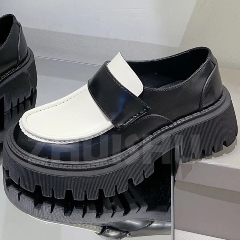 Women Flat Shoes Spring Autumn 2023 New Genuine Leather Upper Round Toe Thick Bottom Female Shoes Non Slip Increase Loafers
Women Flat Shoes Spring Autumn 2023 New Genuine Leather Upper Round Toe Thick Bottom Female Shoes Non Slip Increase Loafers