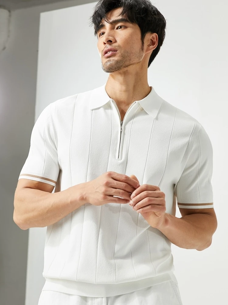 Summer Men's Clothing Luxury Knit V Neck Short-sleeved Polo Shirt Solid Color Leisure Korean Streetwear Slim Knitwear A71
Summer Men's Clothing Luxury Knit V Neck Short-sleeved Polo Shirt Solid Color Leisure Korean Streetwear Slim Knitwear A71