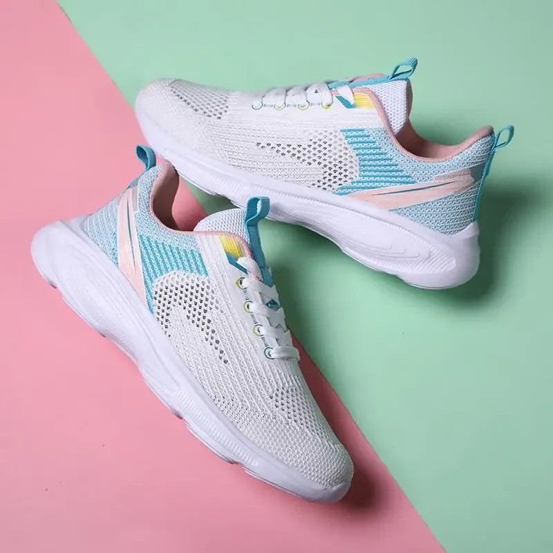Кроссовки женские весенне-осенние теннисные дышащие кроссовки легкие Нескользящие повседневные туфли с мягкой подошвой
Кроссовки женские весенне-осенние теннисные дышащие кроссовки легкие Нескользящие повседневные туфли с мягкой подошвой