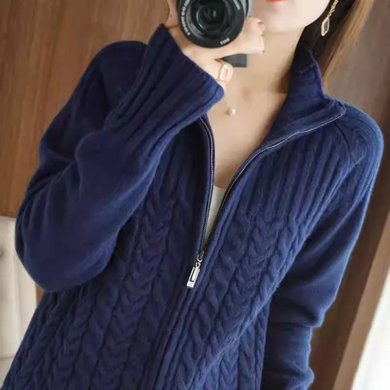 

Autumn 2023 New Women's Sweater Coat Autumn and Winter Zipper Long Sleeve Loose Thick Cardigan Knitted Semi-turtleneck Top