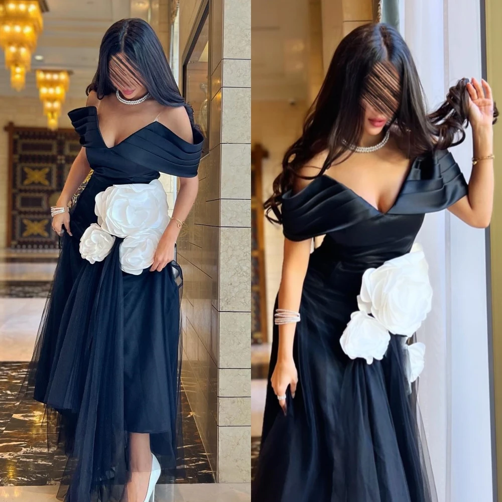 Exquisite Casual Off the Shoulder A-line Flowers Tulle Pleat Draped Floor-Length Satin Evening Dresses
Exquisite Casual Off the Shoulder A-line Flowers Tulle Pleat Draped Floor-Length Satin Evening Dresses