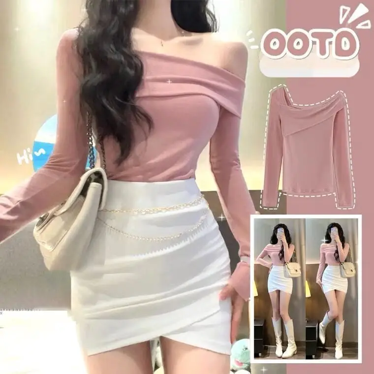 Autumn and winter small wear light cooked imperial sister temperament hot girl top half body skirt sub two-piece suit female
Autumn and winter small wear light cooked imperial sister temperament hot girl top half body skirt sub two-piece suit female