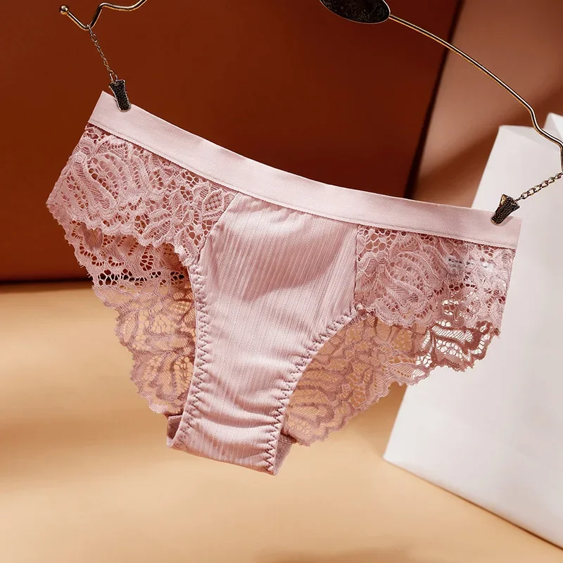 Fashion Women Lace Panties Underwear Soft Panties Sexy Briefs Breathable Seamless Lingerie Female Traceless Underpants Plus Size
Fashion Women Lace Panties Underwear Soft Panties Sexy Briefs Breathable Seamless Lingerie Female Traceless Underpants Plus Size