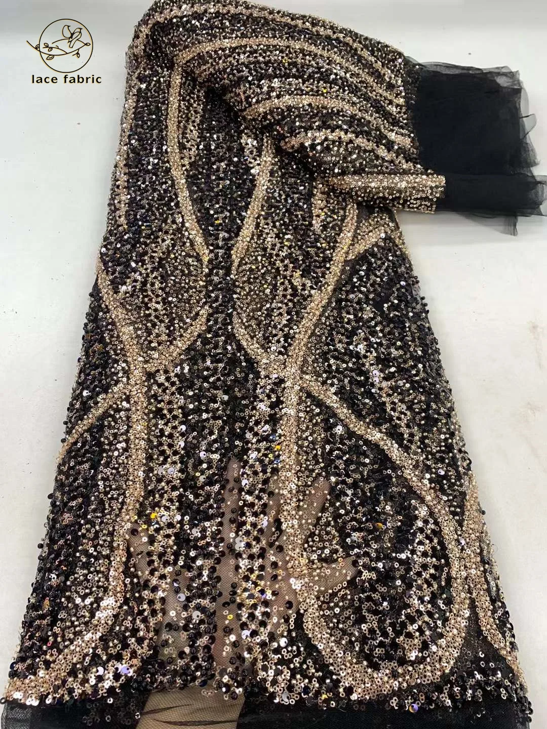 Fashion French Mesh Groom Embroidery Beaded Lace Fabric Sequins African Nigerian Mesh Lace Fabric For Wedding Party Dress Sewing
Fashion French Mesh Groom Embroidery Beaded Lace Fabric Sequins African Nigerian Mesh Lace Fabric For Wedding Party Dress Sewing