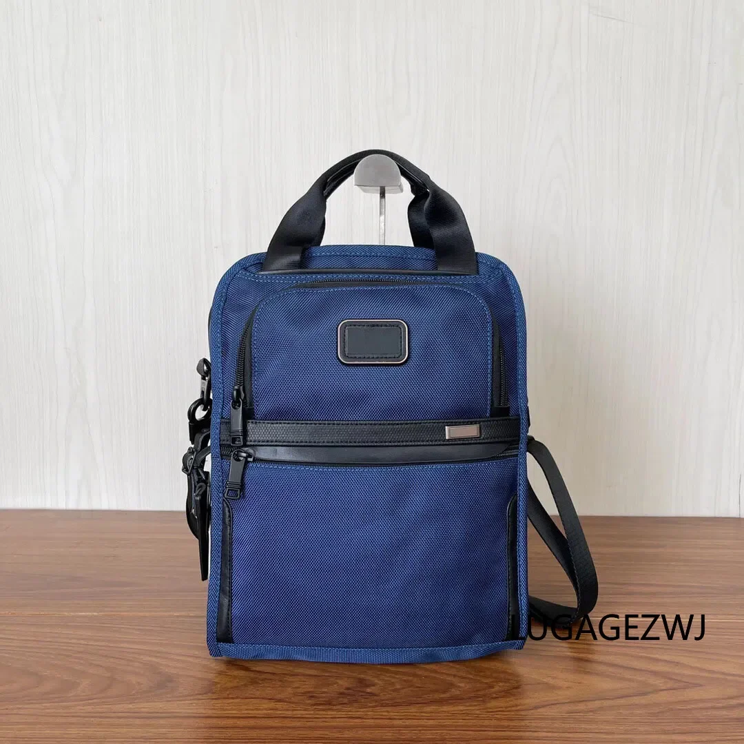Famous Brand Crossbody Bag For Men Business Casual Use High Quality Solid Color Designer Shoulder Bag
Famous Brand Crossbody Bag For Men Business Casual Use High Quality Solid Color Designer Shoulder Bag