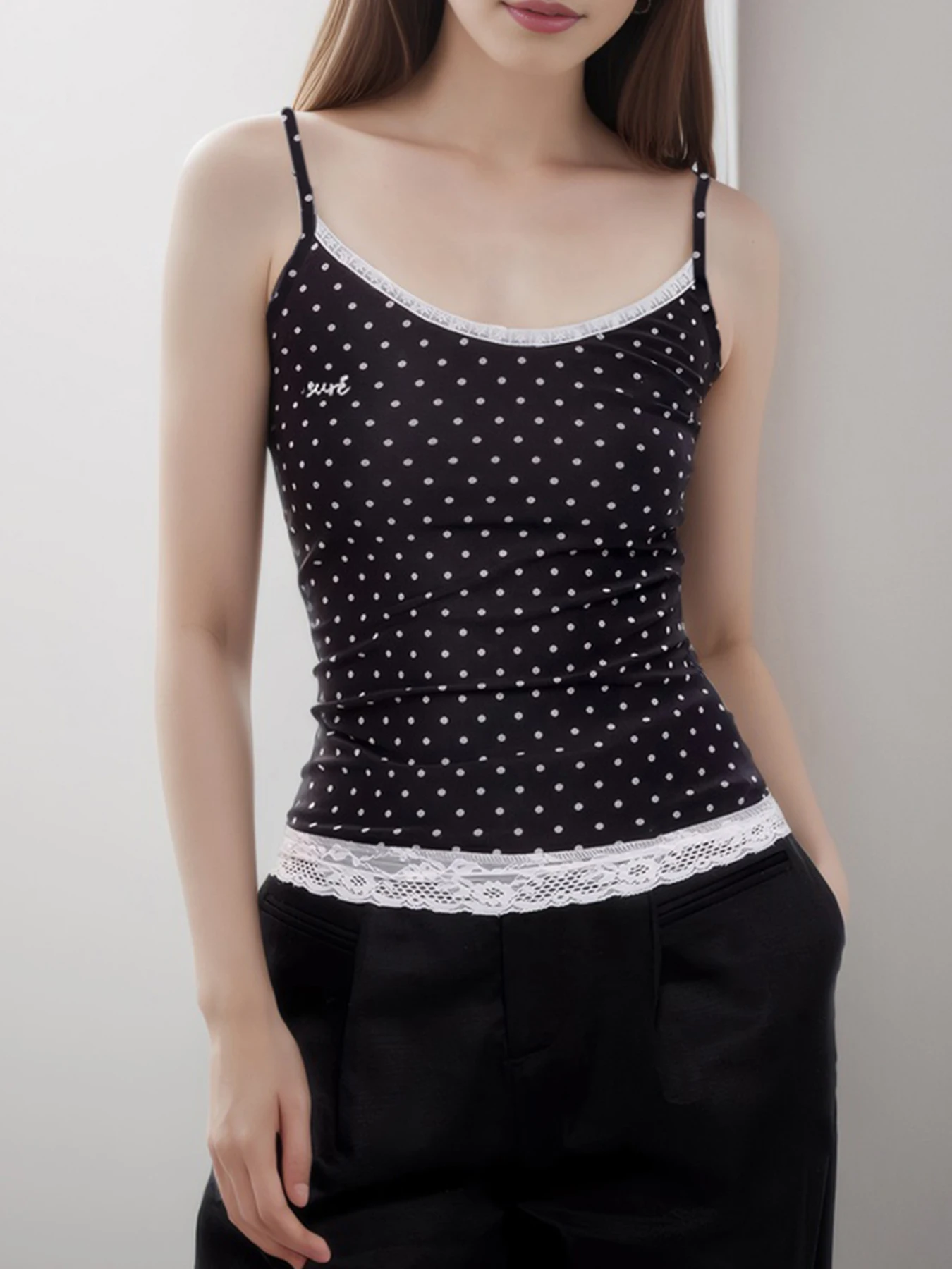 IAMSURE Casual Lace Trim Lace Trim Camis Top Sexy Slim Slash Neck Sleeveless Tank Tops Women 2024 Summer Fashion Streetwear Lady
IAMSURE Casual Lace Trim Lace Trim Camis Top Sexy Slim Slash Neck Sleeveless Tank Tops Women 2024 Summer Fashion Streetwear Lady