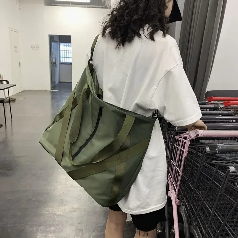 High Quality Large Capacity Shopping Bags for Women Tote Bags Nylon Female Shoulder Bag Retro Mens Handbags Travel Shoulder Bag
High Quality Large Capacity Shopping Bags for Women Tote Bags Nylon Female Shoulder Bag Retro Mens Handbags Travel Shoulder Bag