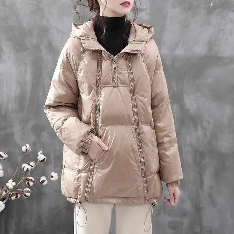 2023 Women Winter New Literary White Duck Down Jackets Female Zipper Hooded Outwear Ladies Solid Color Glossy Down Coats T762
2023 Women Winter New Literary White Duck Down Jackets Female Zipper Hooded Outwear Ladies Solid Color Glossy Down Coats T762