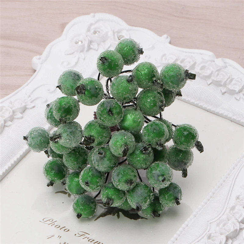 

YYSD 40 Pcs Decorative Mini Christmas Frosted Fruit Holly Artificial Flower