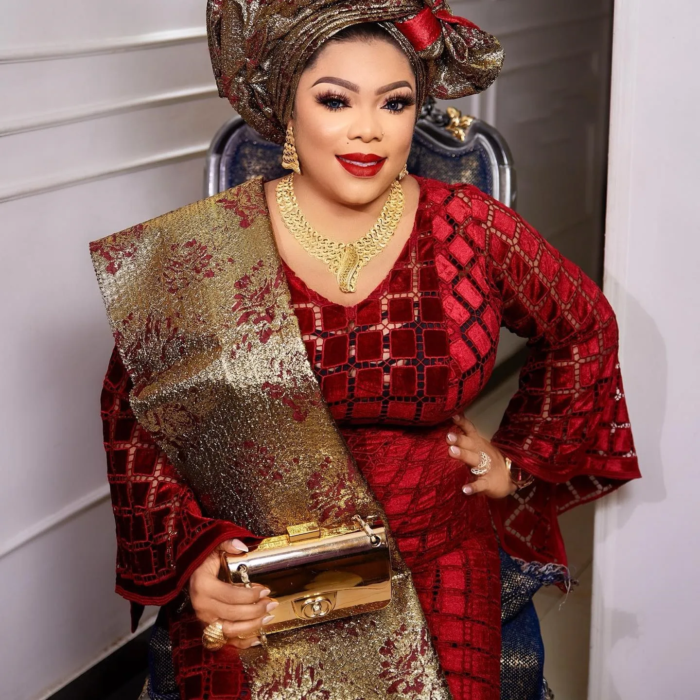 African Guipure Velvet Lace Fabric 2024 Lace Yummy Cord Velvet Guipure Fabric Embroidered For Asoebi Gorgeous Metrial
African Guipure Velvet Lace Fabric 2024 Lace Yummy Cord Velvet Guipure Fabric Embroidered For Asoebi Gorgeous Metrial