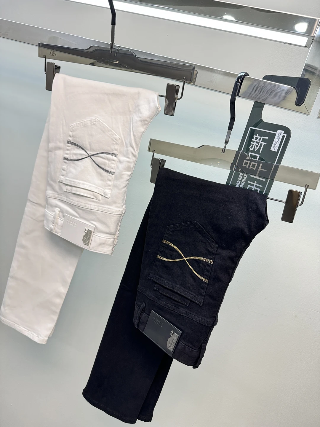 BC Casual Jeans Pants Cotton Men 2024 Spring Summer new Elastic Fashion Size 29-38 Small Straight Leg pants Customized Leather
BC Casual Jeans Pants Cotton Men 2024 Spring Summer new Elastic Fashion Size 29-38 Small Straight Leg pants Customized Leather