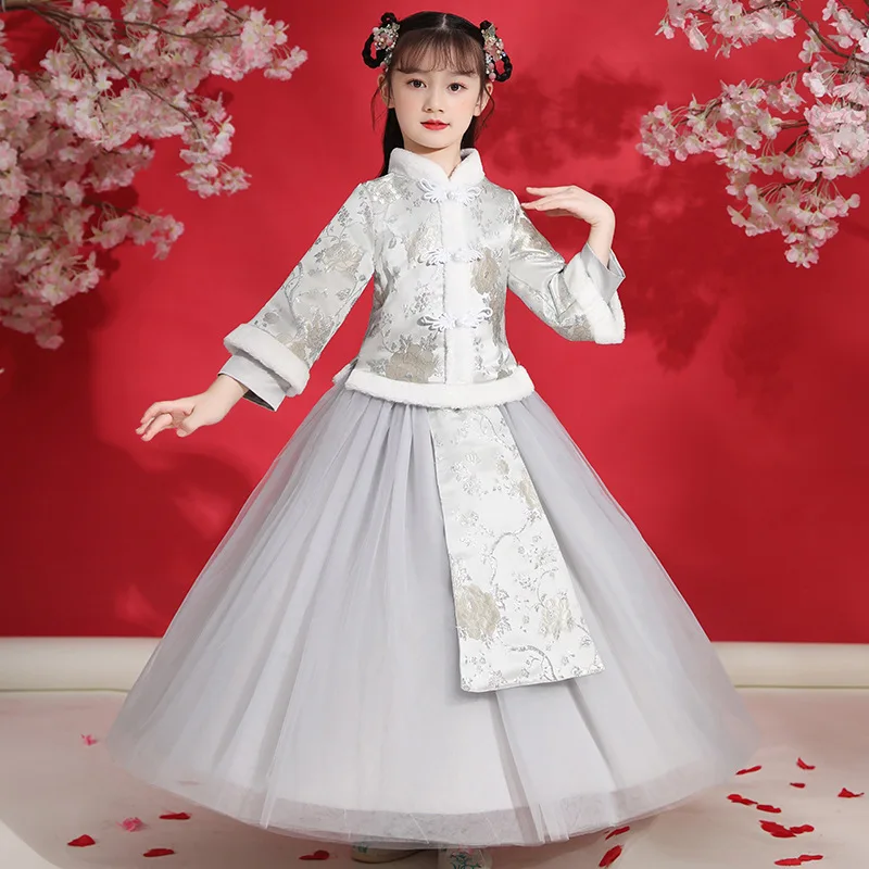 Hanfu Girls Costume Cheongsam Chinese New Year Spring Festival Clothing Winter Thick Robe Warm Performance Flower Kid Dresses
Hanfu Girls Costume Cheongsam Chinese New Year Spring Festival Clothing Winter Thick Robe Warm Performance Flower Kid Dresses